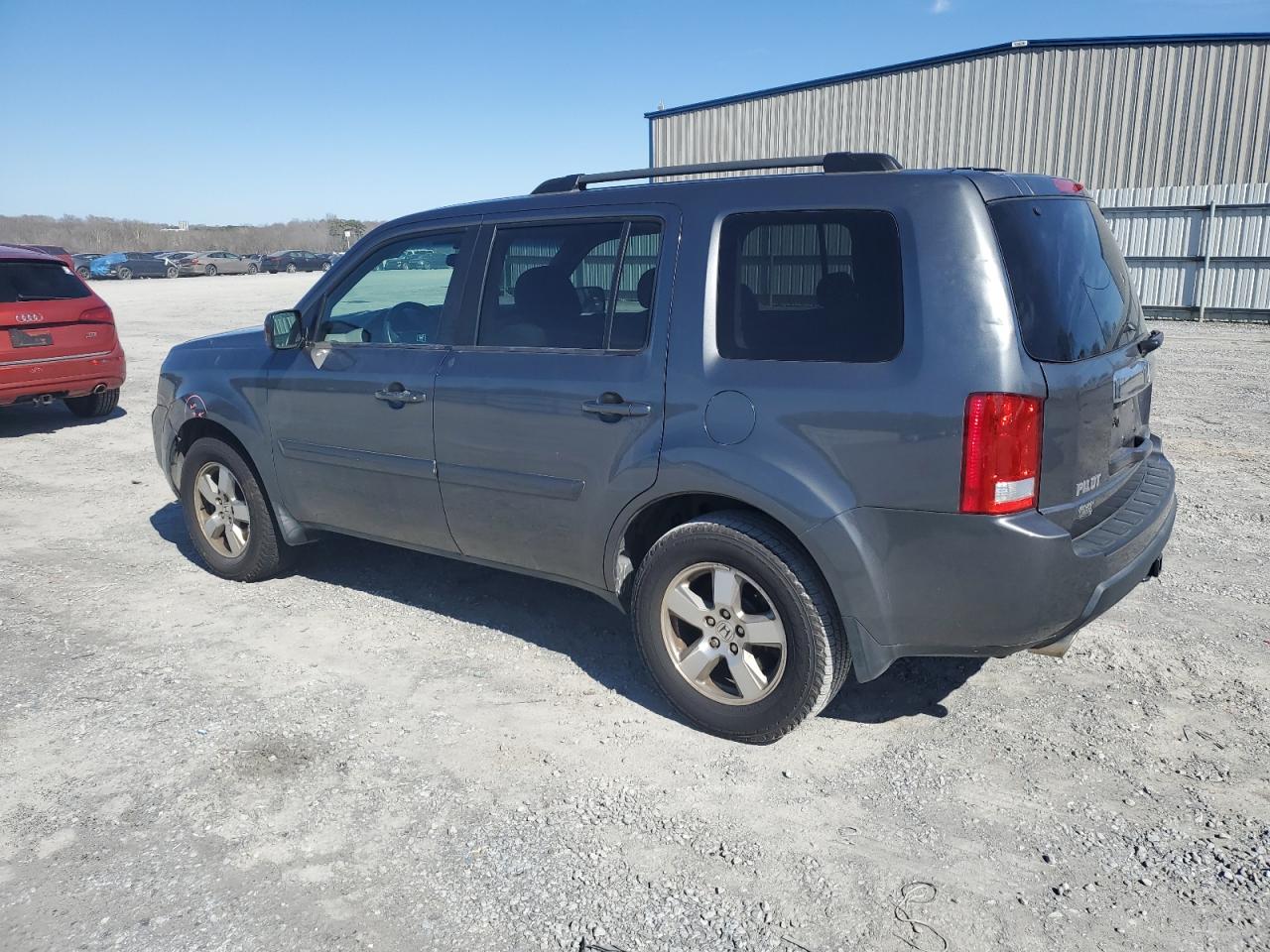 Photo 1 VIN: 5FNYF3H44AB003187 - HONDA PILOT 