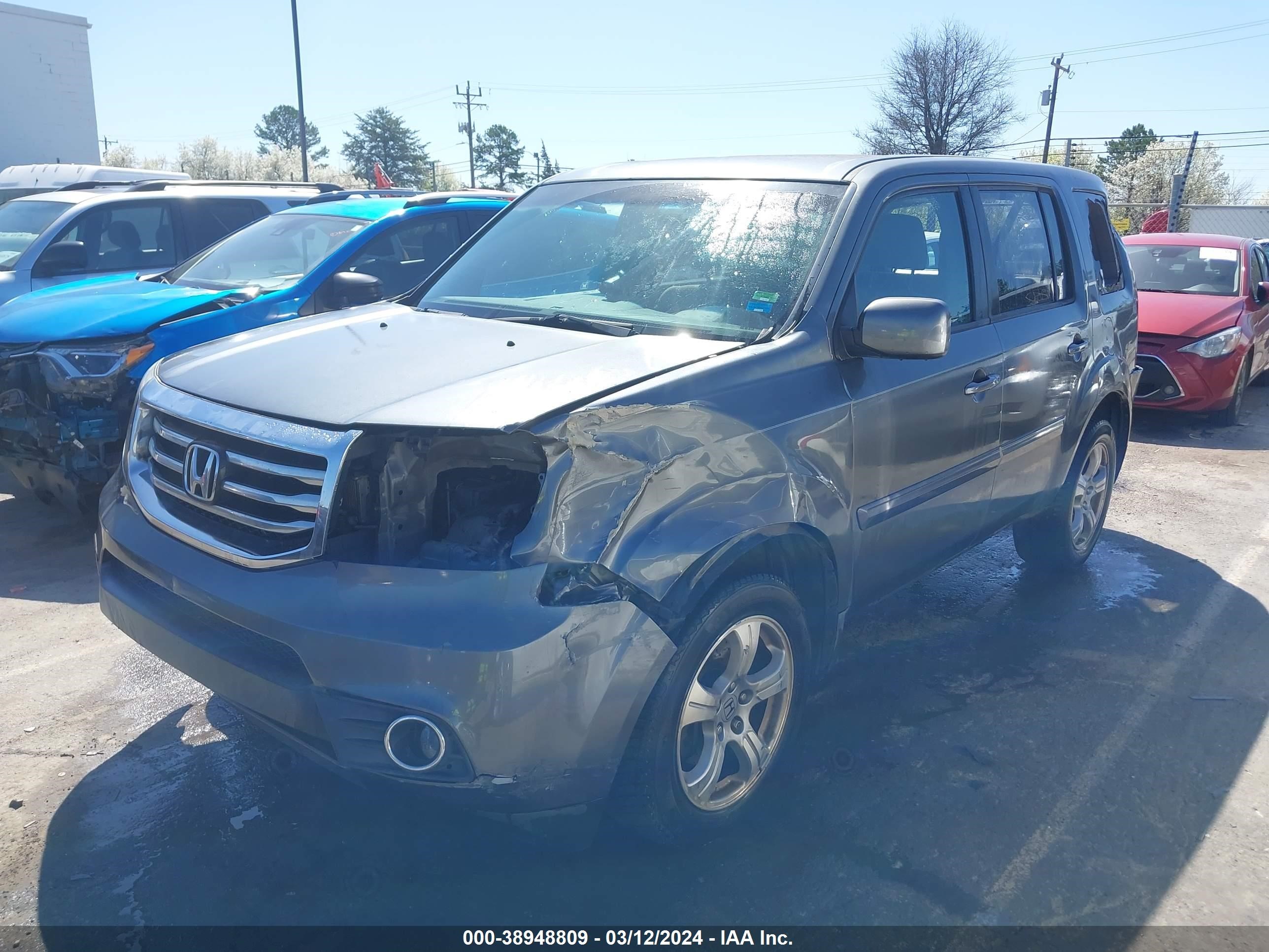 Photo 1 VIN: 5FNYF3H44CB037732 - HONDA PILOT 