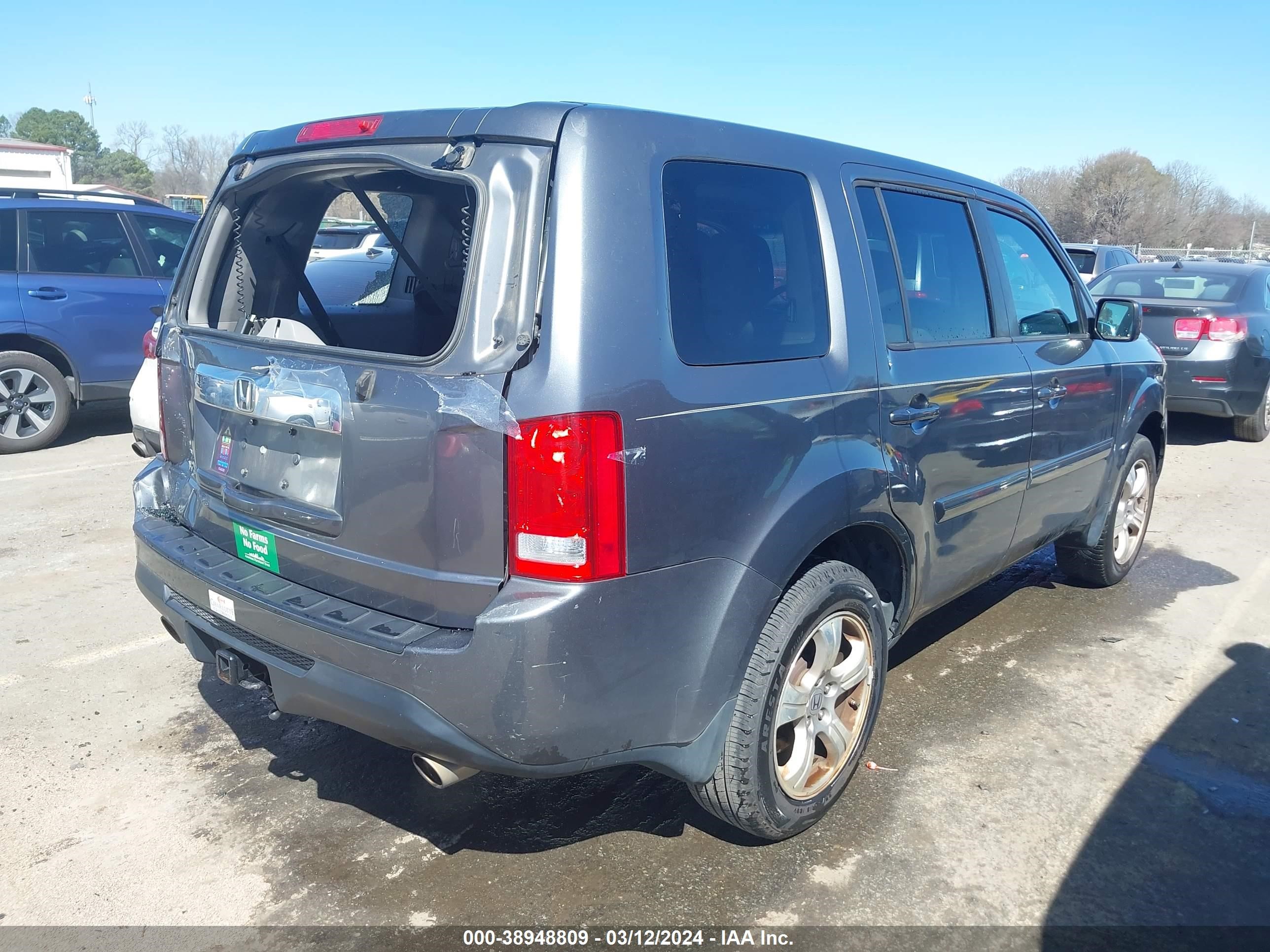 Photo 3 VIN: 5FNYF3H44CB037732 - HONDA PILOT 