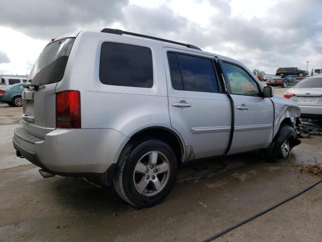 Photo 2 VIN: 5FNYF3H47AB006844 - HONDA PILOT EX 