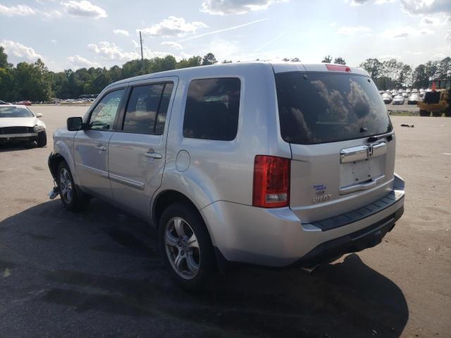 Photo 2 VIN: 5FNYF3H47FB004776 - HONDA PILOT EX 