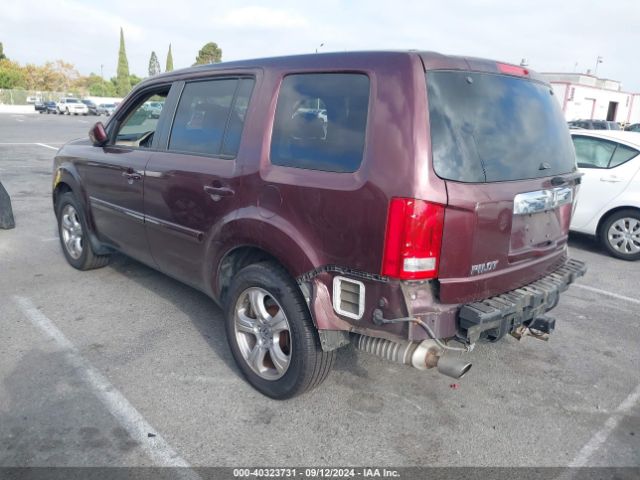 Photo 2 VIN: 5FNYF3H47FB010075 - HONDA PILOT 