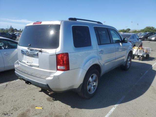 Photo 2 VIN: 5FNYF3H4XAB012928 - HONDA PILOT 