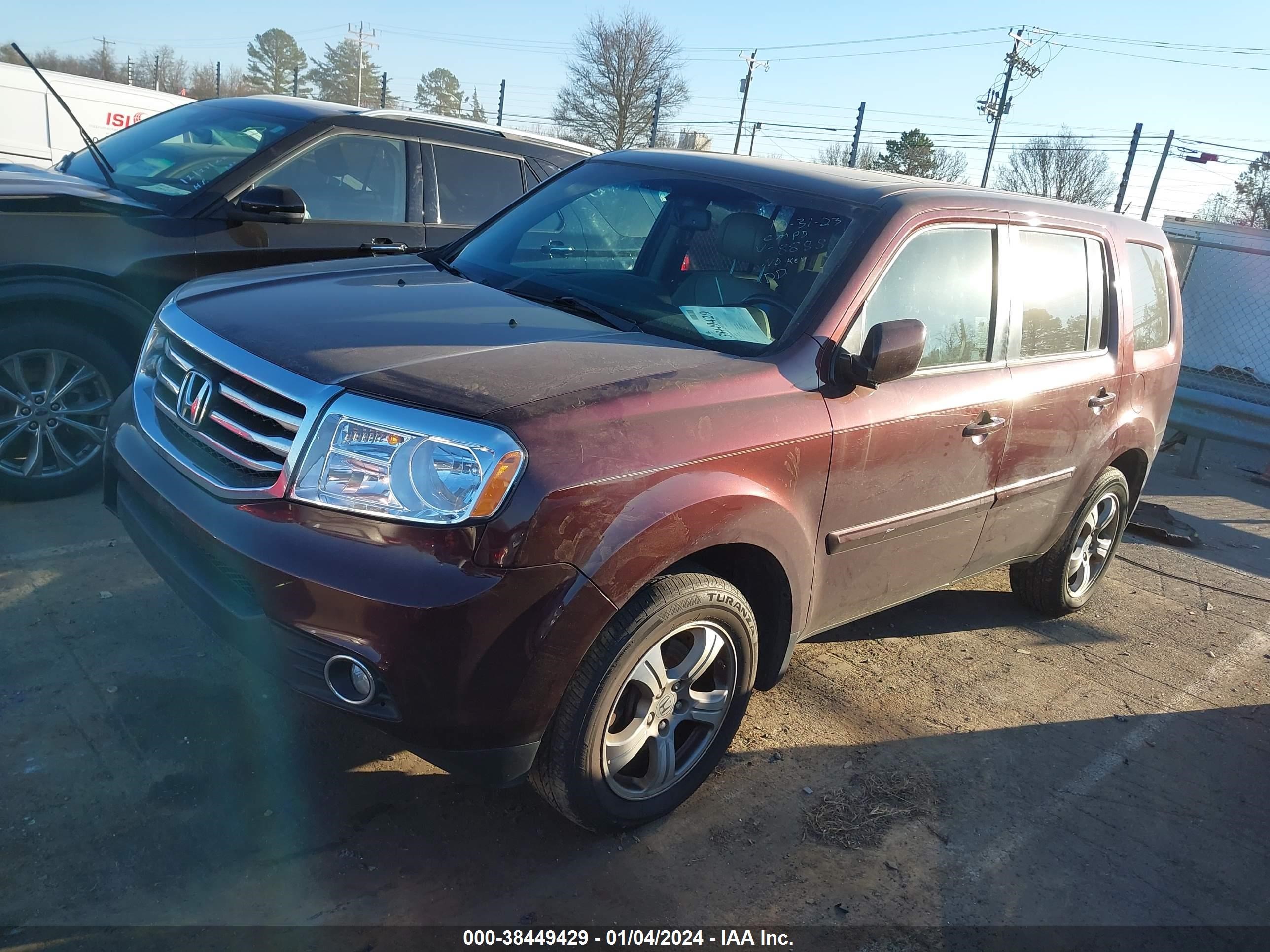 Photo 1 VIN: 5FNYF3H50CB028888 - HONDA PILOT 