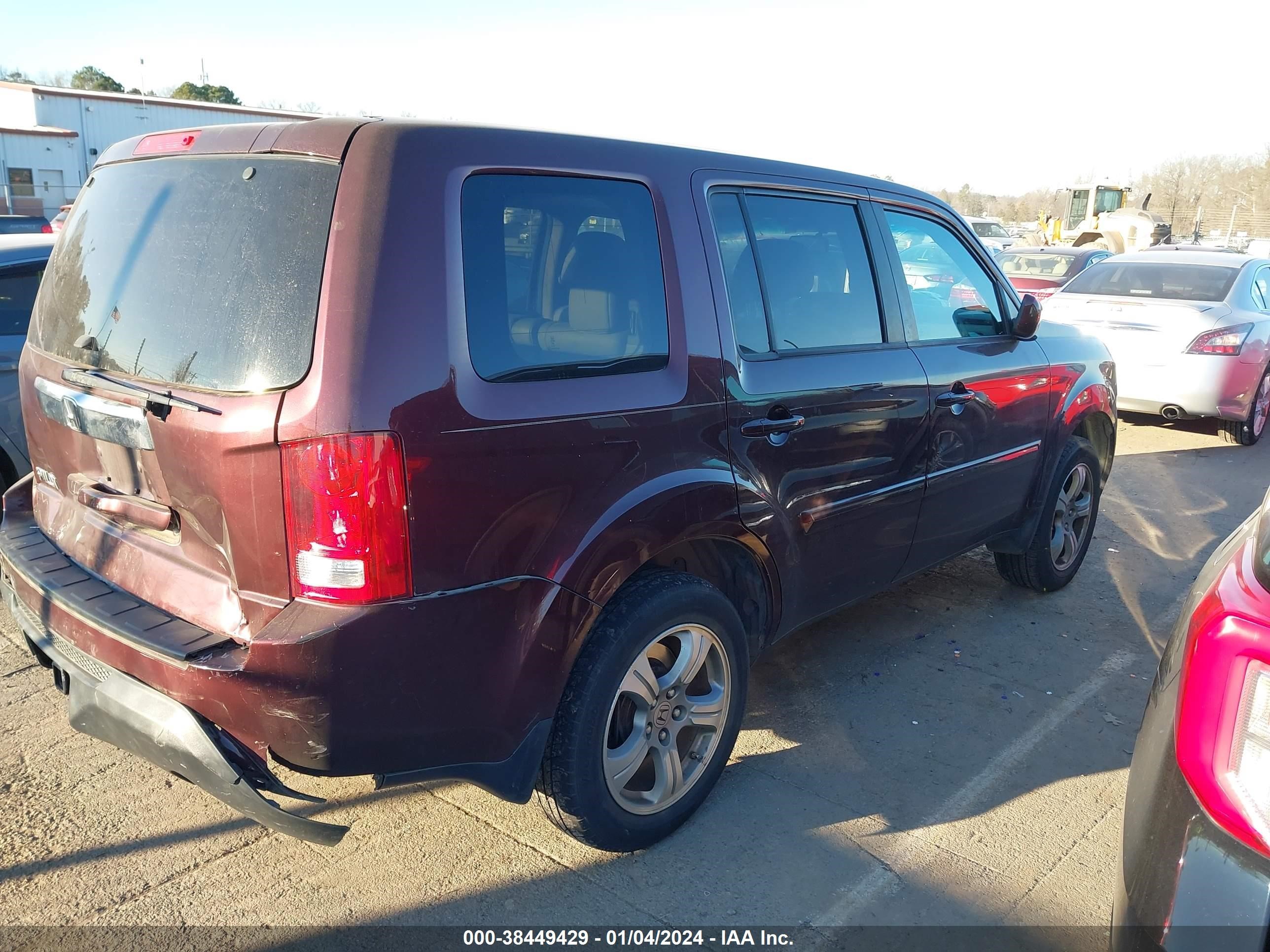 Photo 3 VIN: 5FNYF3H50CB028888 - HONDA PILOT 