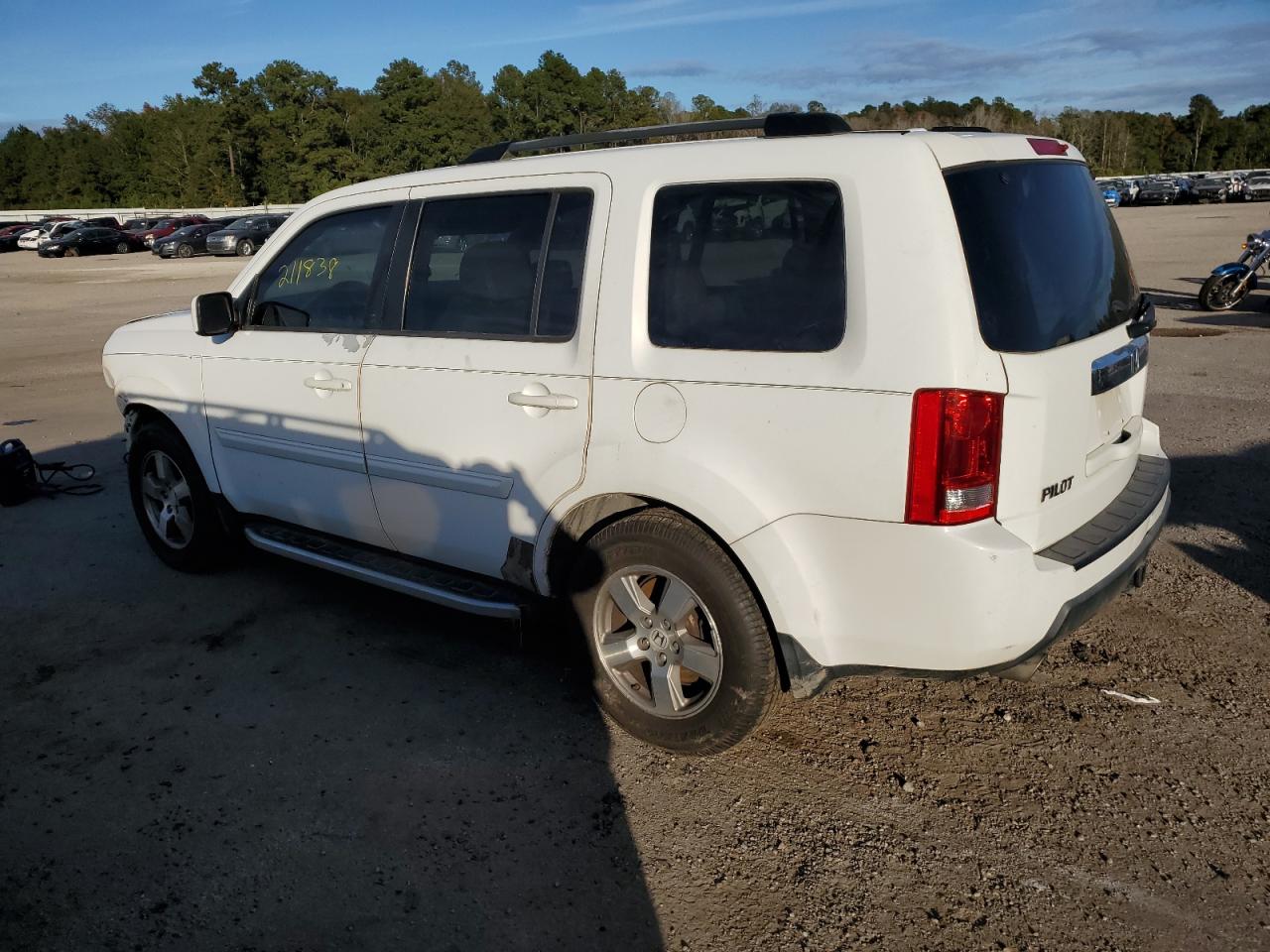 Photo 1 VIN: 5FNYF3H51AB021204 - HONDA PILOT 