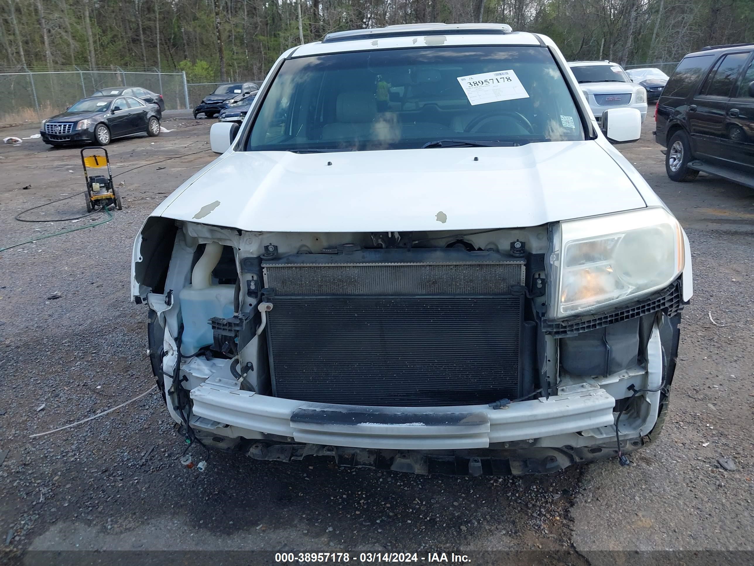 Photo 12 VIN: 5FNYF3H51CB028334 - HONDA PILOT 