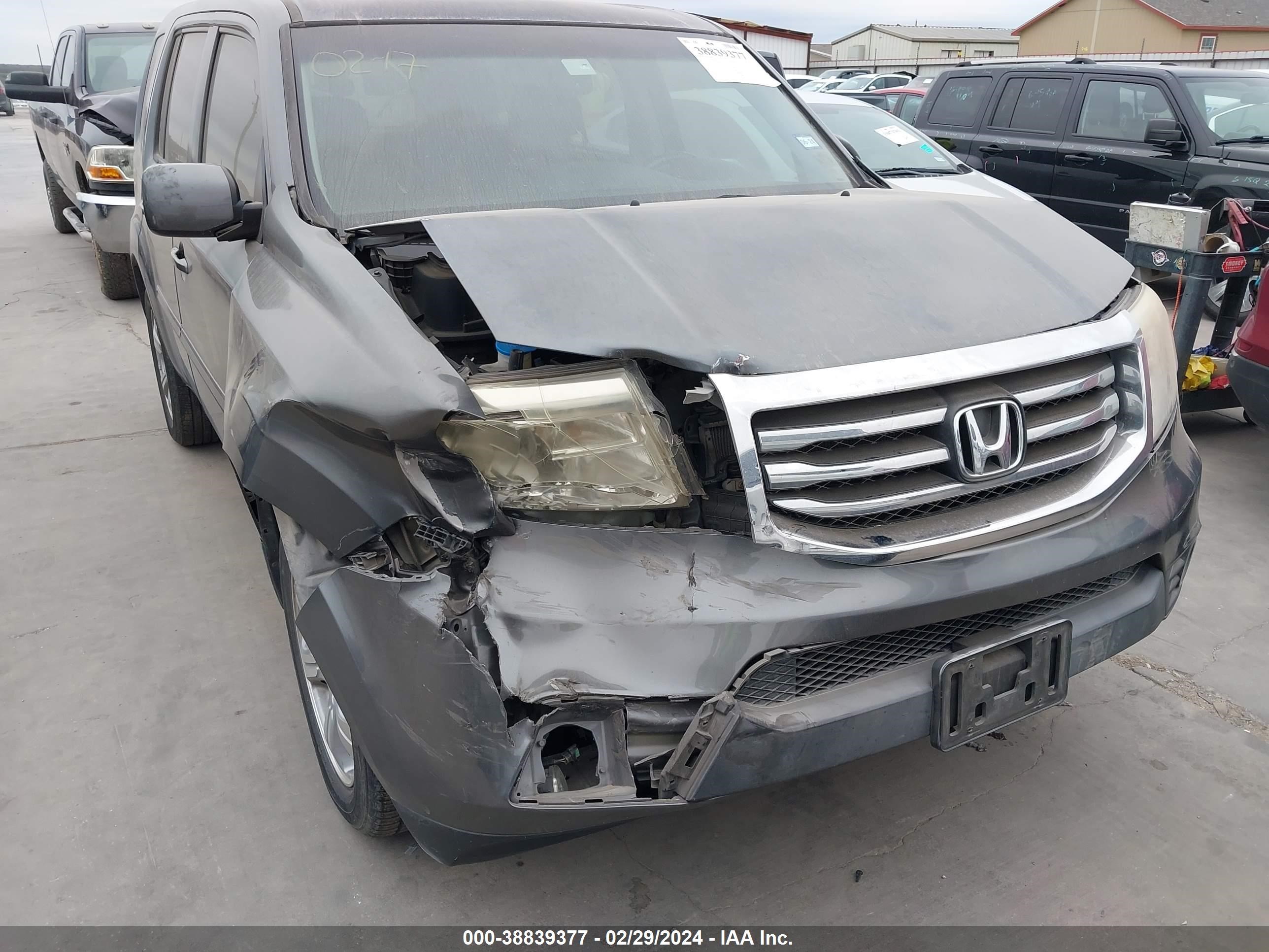 Photo 5 VIN: 5FNYF3H51CB032691 - HONDA PILOT 