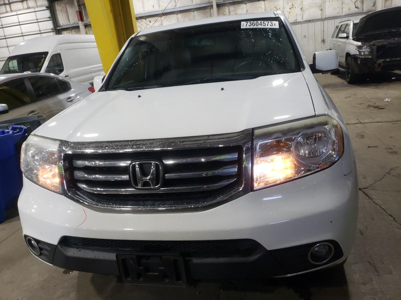 Photo 4 VIN: 5FNYF3H51CB041004 - HONDA PILOT 