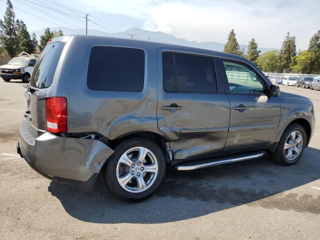 Photo 2 VIN: 5FNYF3H52CB011381 - HONDA PILOT 