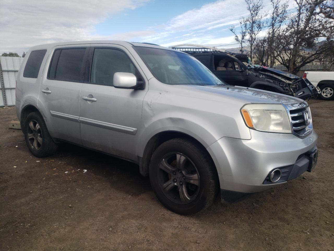 Photo 3 VIN: 5FNYF3H52DB026478 - HONDA PILOT 