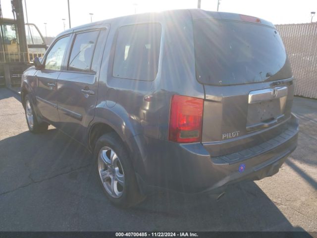 Photo 2 VIN: 5FNYF3H52FB017010 - HONDA PILOT 