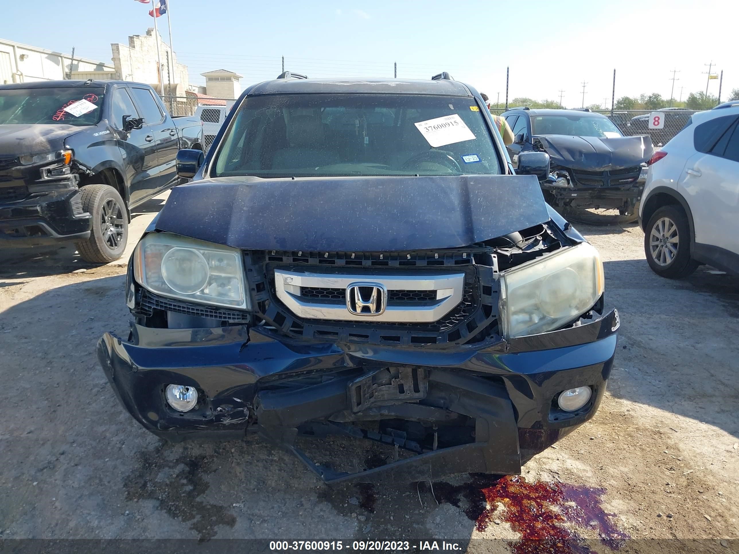 Photo 11 VIN: 5FNYF3H53AB022838 - HONDA PILOT 