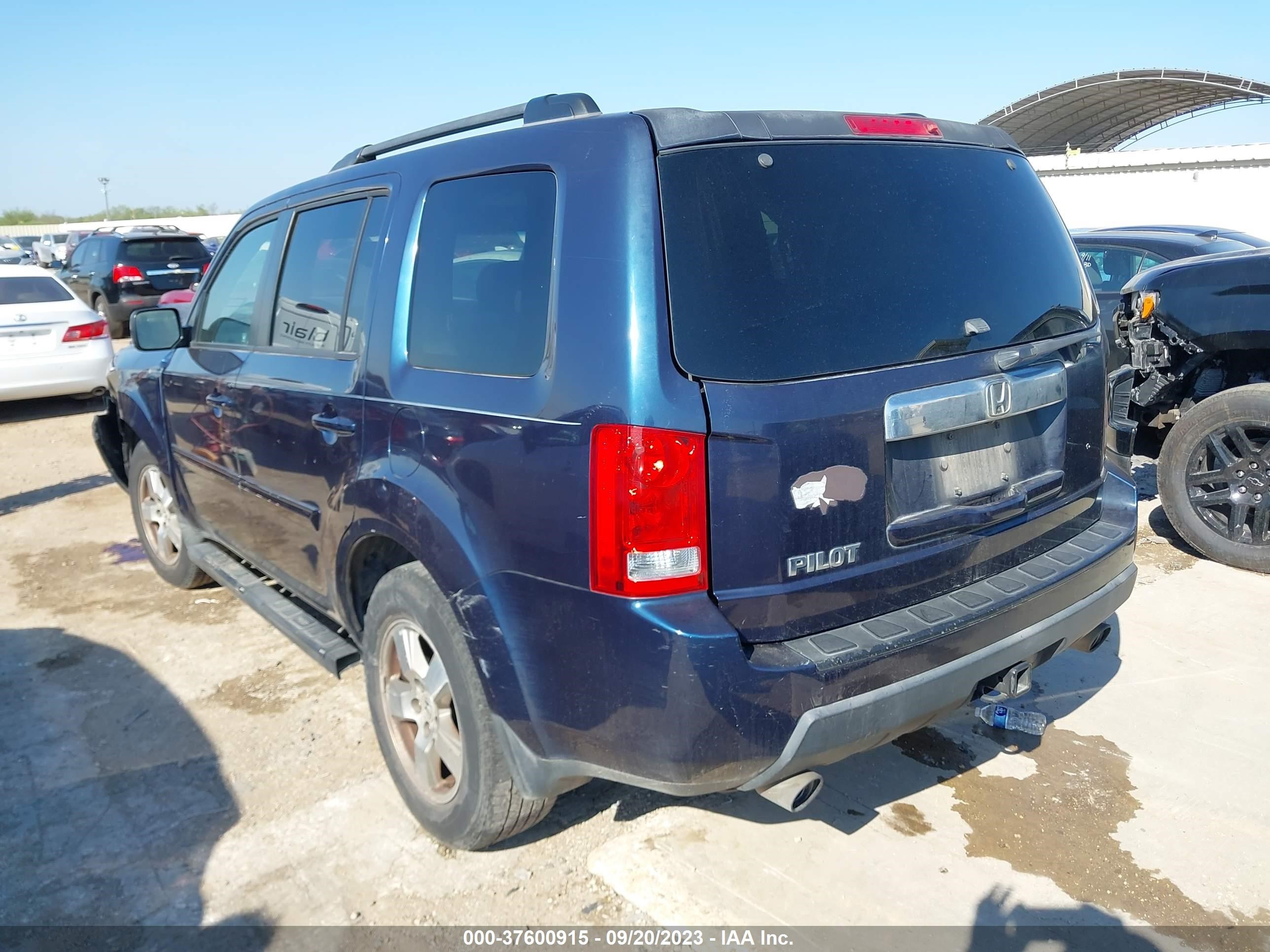 Photo 2 VIN: 5FNYF3H53AB022838 - HONDA PILOT 