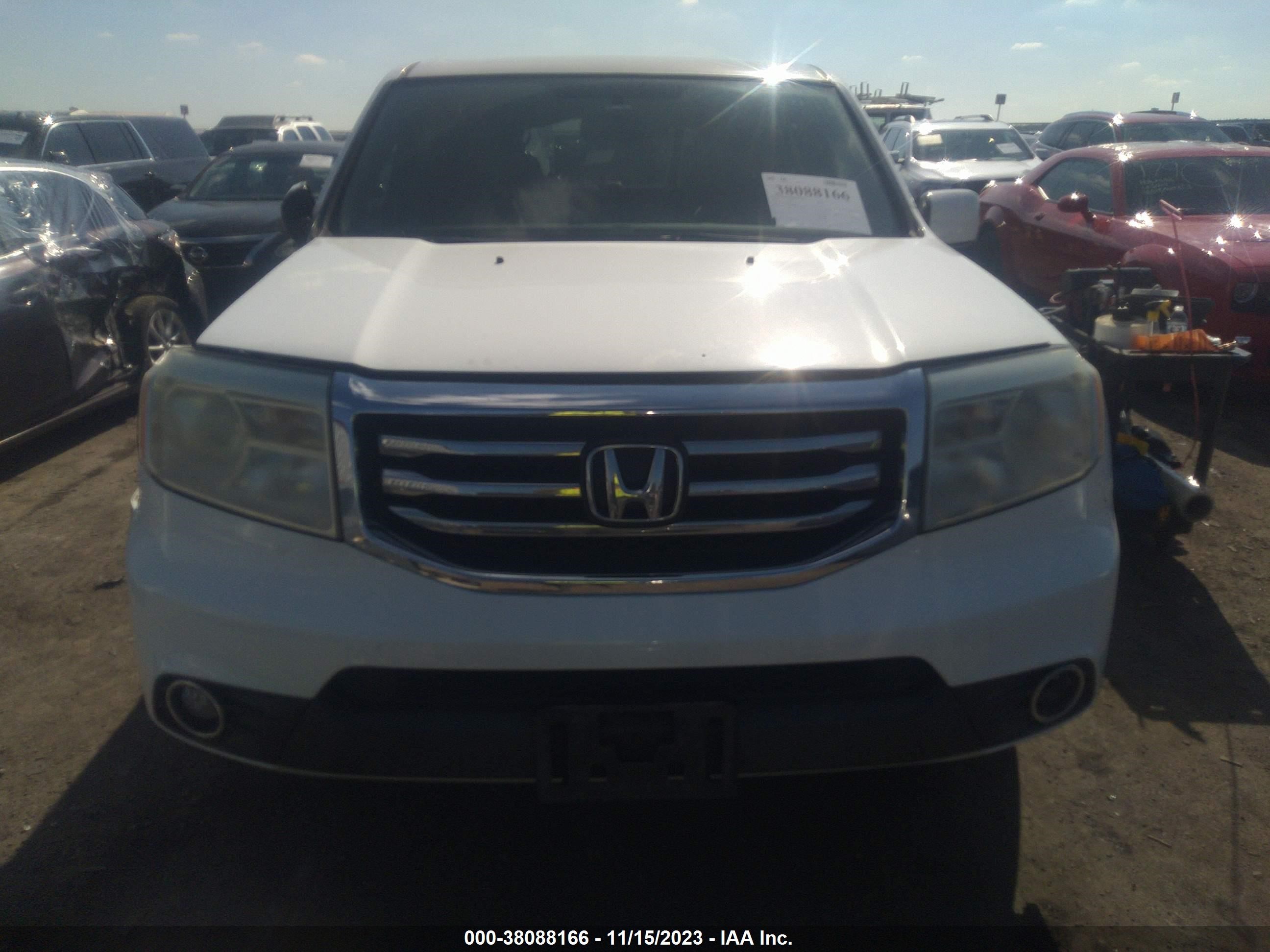 Photo 12 VIN: 5FNYF3H53DB011990 - HONDA PILOT 