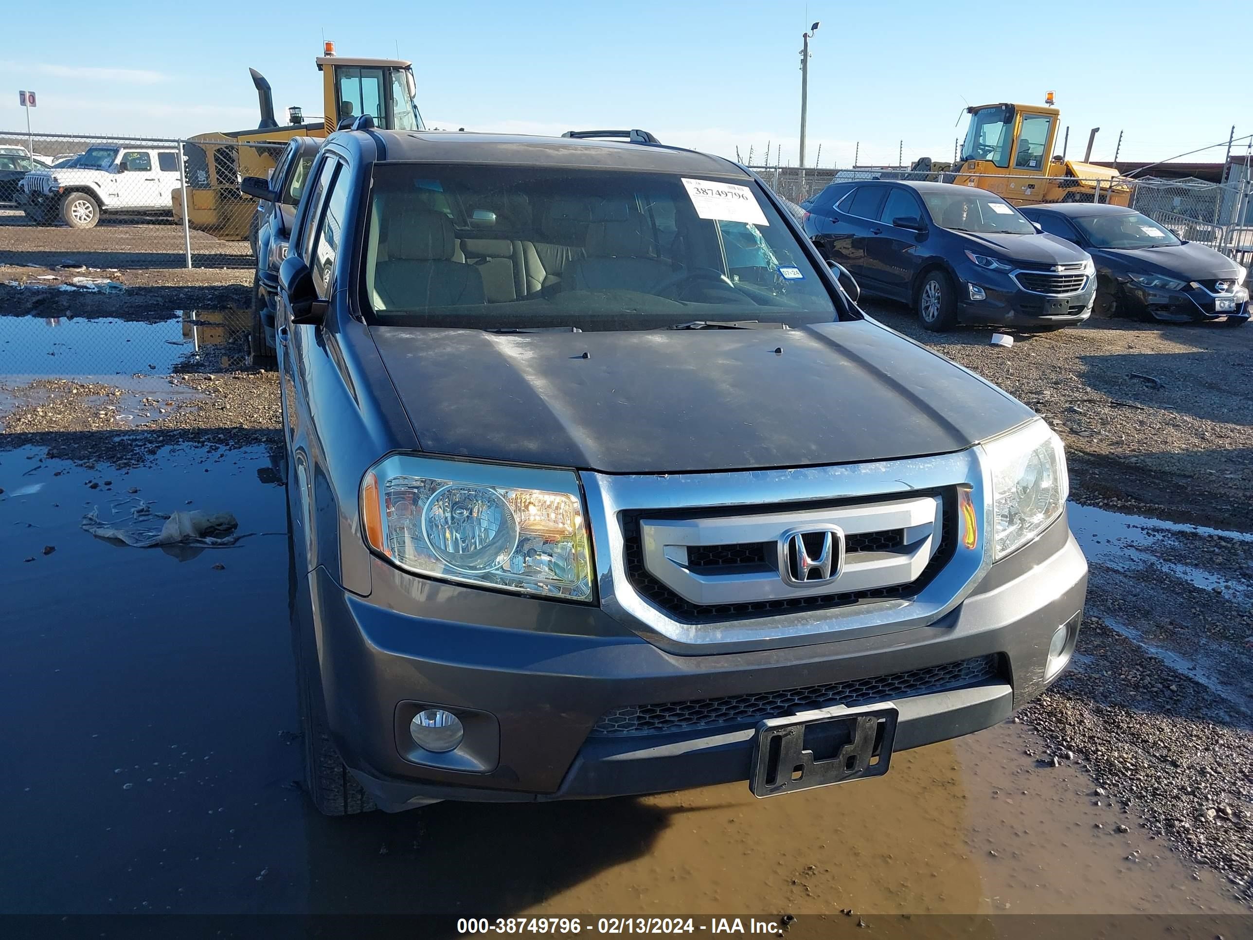 Photo 5 VIN: 5FNYF3H54BB028777 - HONDA PILOT 