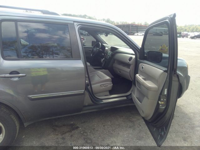 Photo 4 VIN: 5FNYF3H55AB008049 - HONDA PILOT 