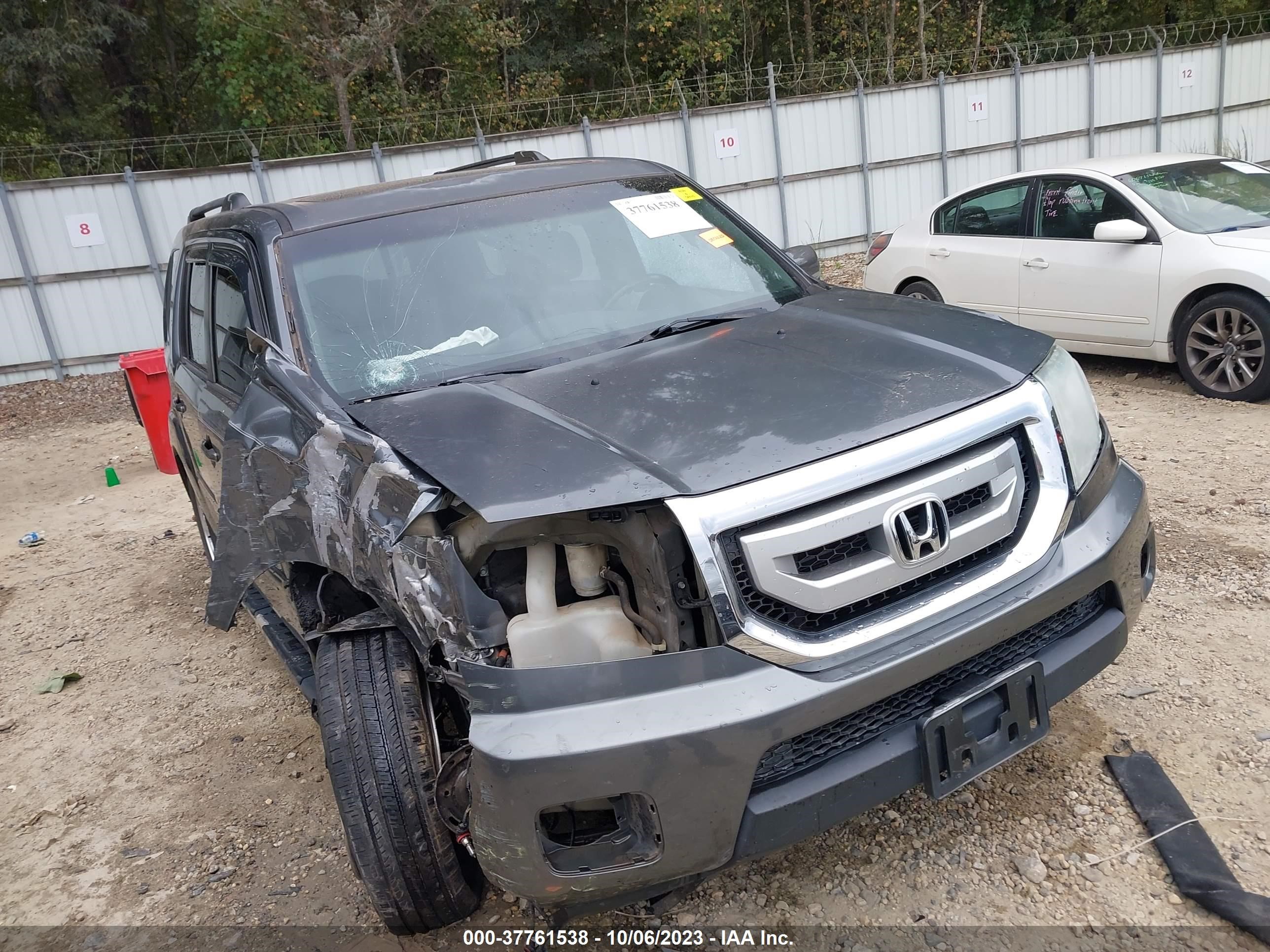 Photo 5 VIN: 5FNYF3H55AB018600 - HONDA PILOT 