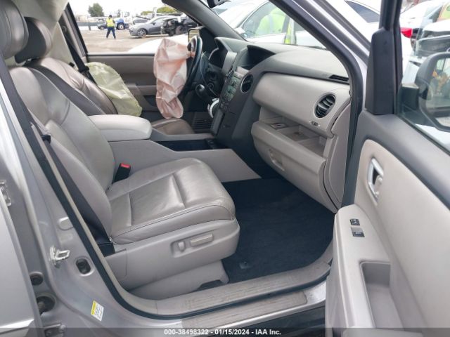 Photo 4 VIN: 5FNYF3H55BB023135 - HONDA PILOT 