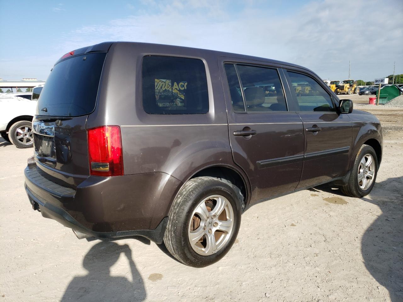 Photo 2 VIN: 5FNYF3H55CB043113 - HONDA PILOT 