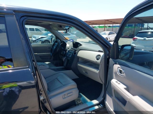 Photo 4 VIN: 5FNYF3H55FB008723 - HONDA PILOT 