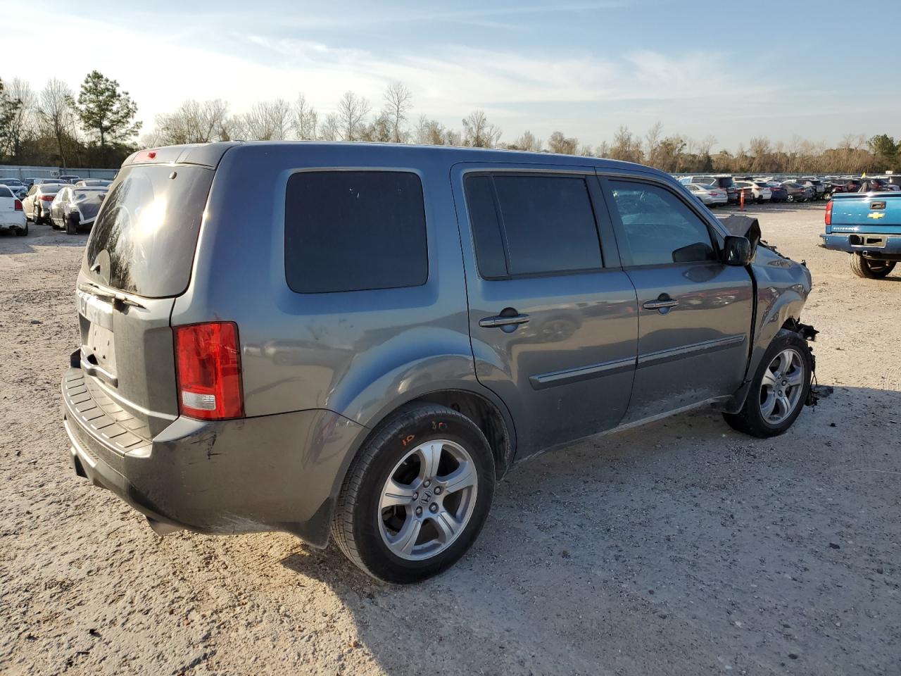 Photo 2 VIN: 5FNYF3H56DB017346 - HONDA PILOT 