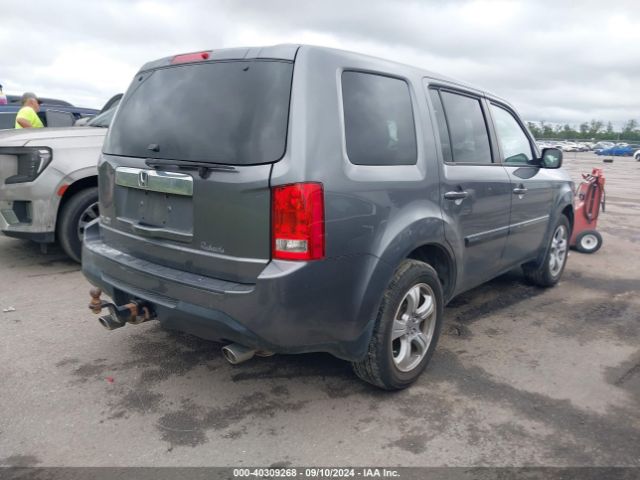 Photo 3 VIN: 5FNYF3H56FB004096 - HONDA PILOT 