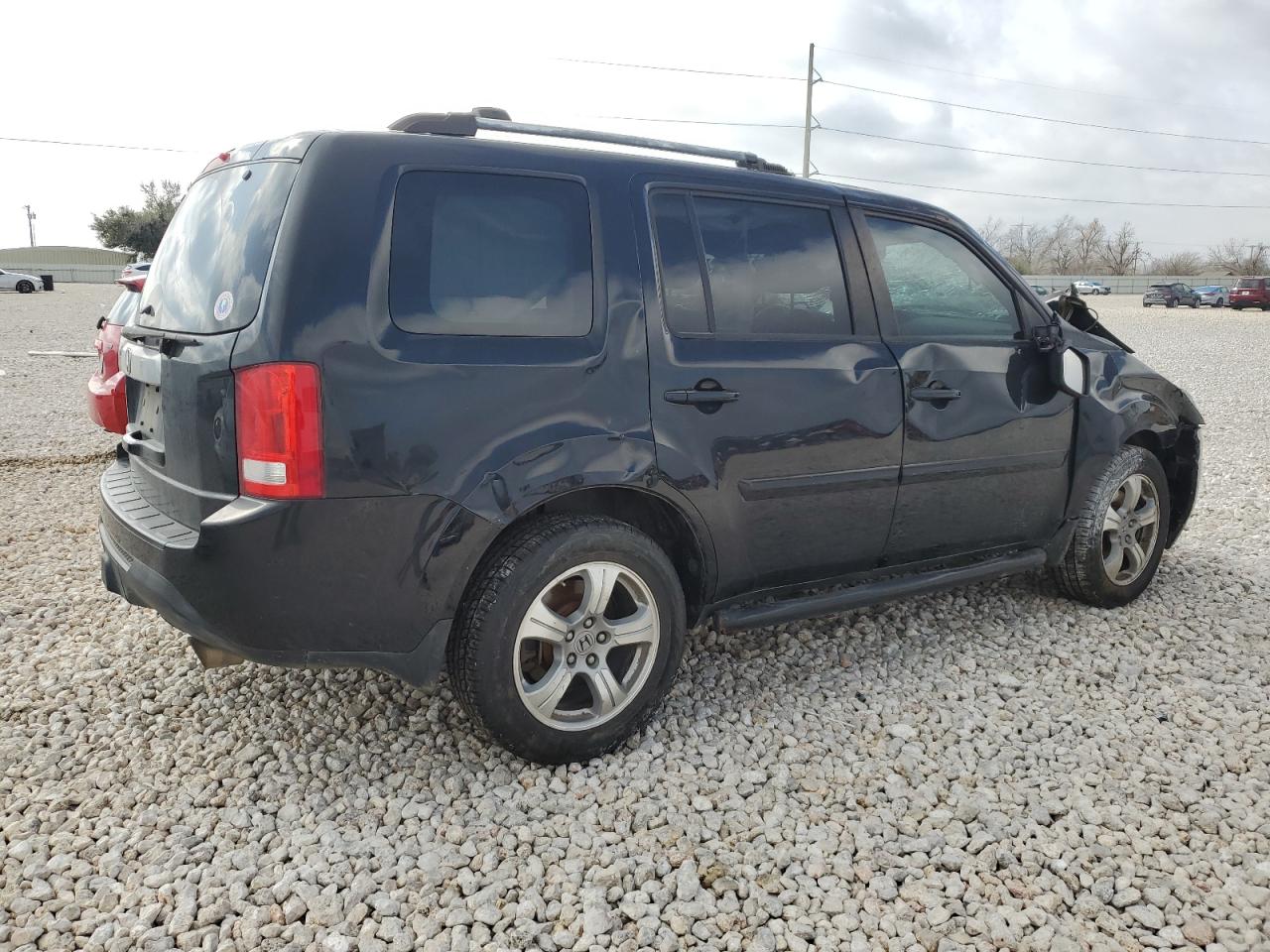 Photo 2 VIN: 5FNYF3H56FB008729 - HONDA PILOT 