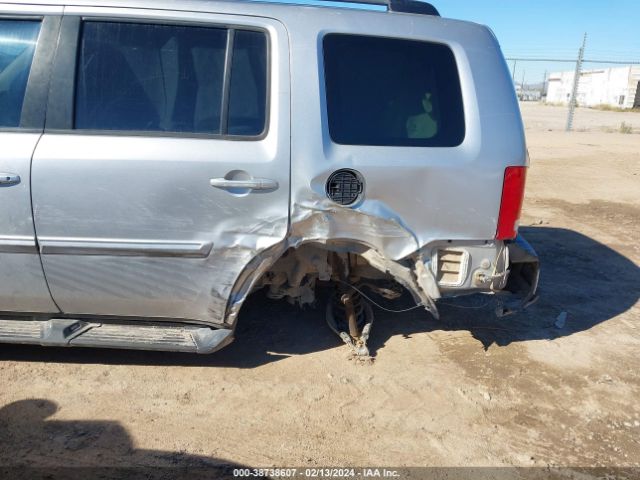 Photo 5 VIN: 5FNYF3H57BB058663 - HONDA PILOT 