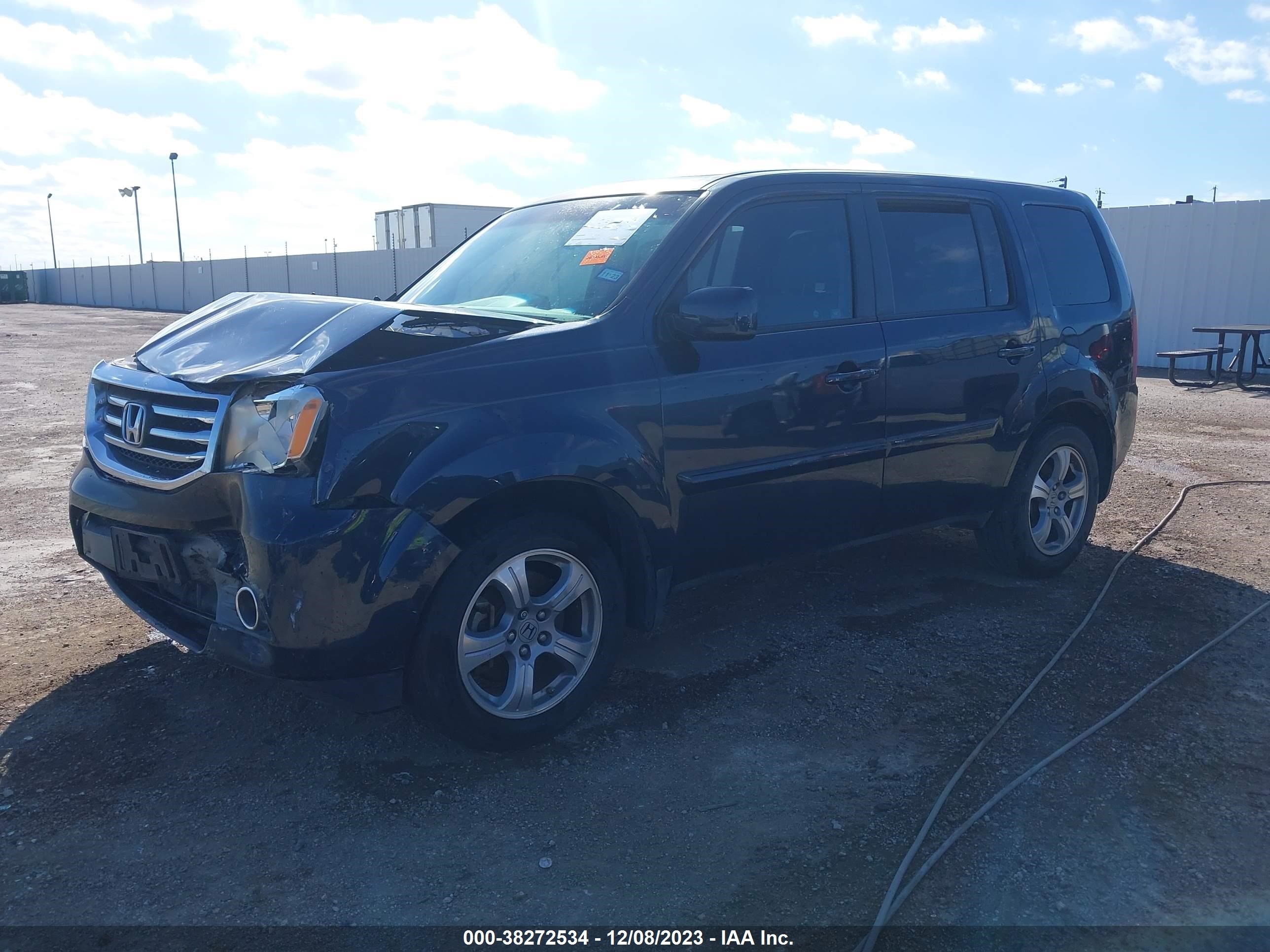 Photo 1 VIN: 5FNYF3H5XCB027862 - HONDA PILOT 