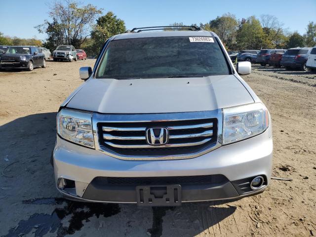 Photo 4 VIN: 5FNYF3H5XDB018127 - HONDA PILOT 