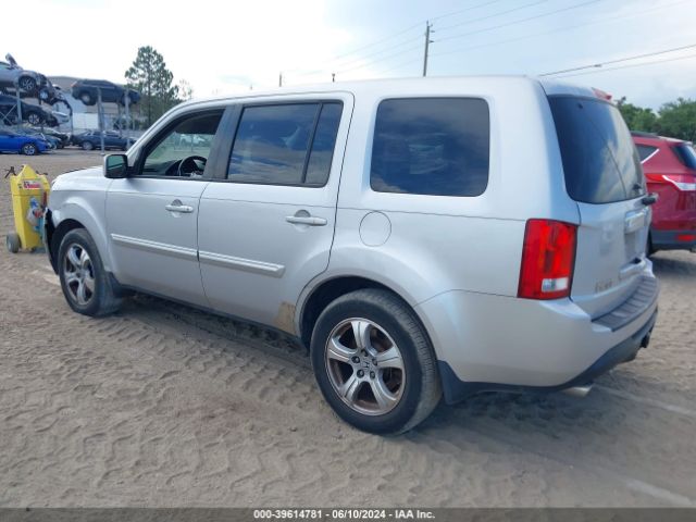 Photo 2 VIN: 5FNYF3H5XFB002786 - HONDA PILOT 