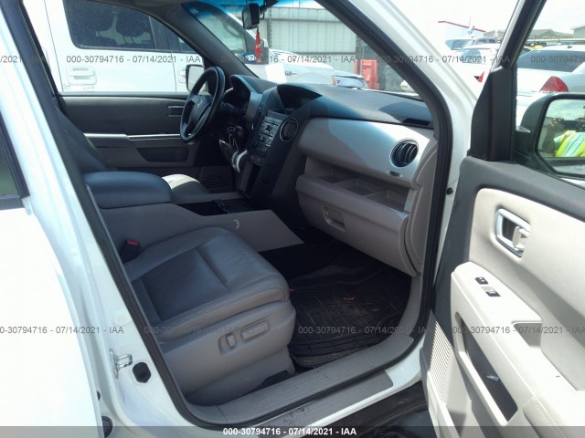 Photo 4 VIN: 5FNYF3H64AB005717 - HONDA PILOT 