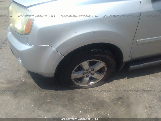 Photo 5 VIN: 5FNYF3H64BB041683 - HONDA PILOT 