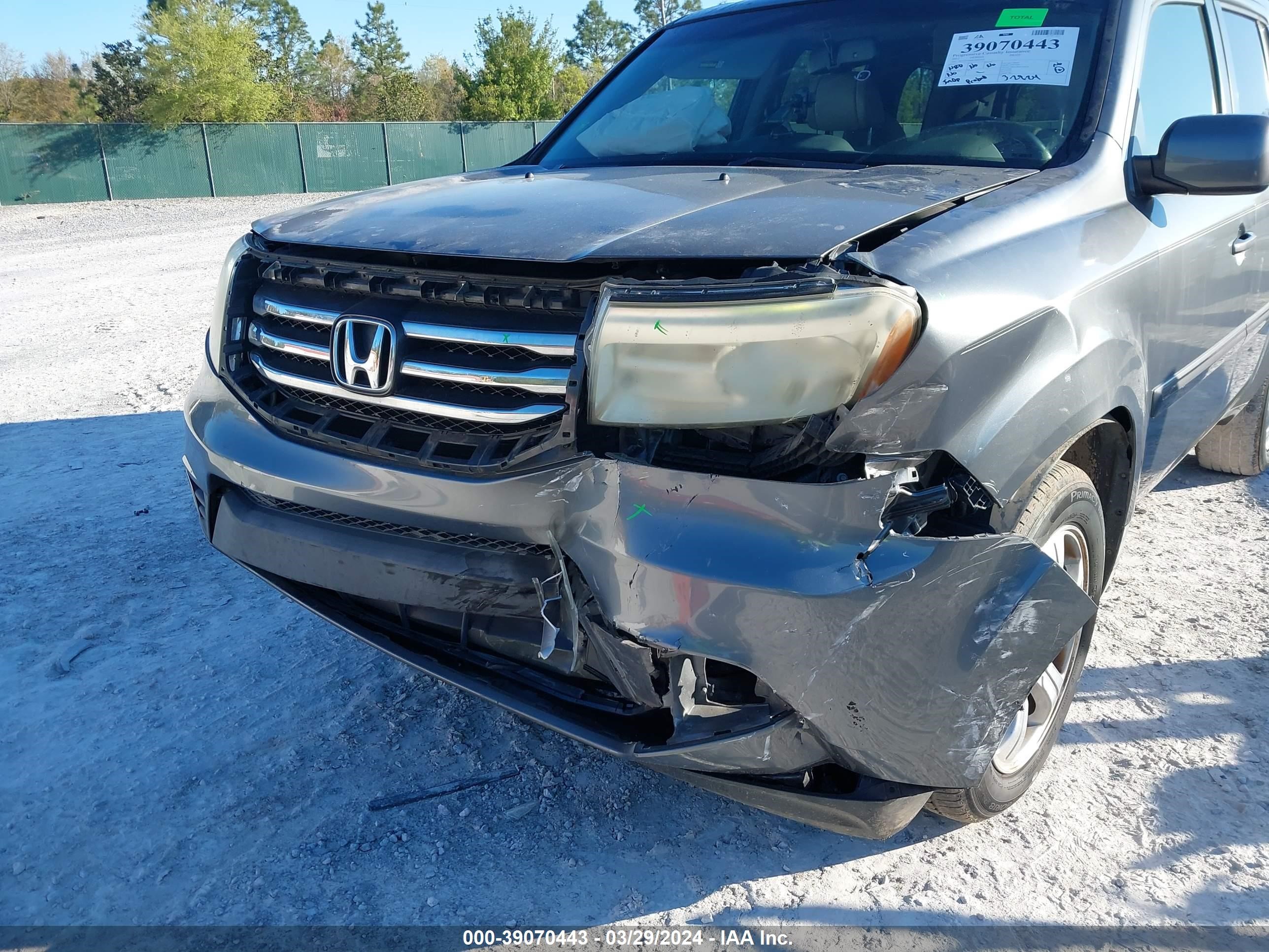 Photo 5 VIN: 5FNYF3H68CB003939 - HONDA PILOT 