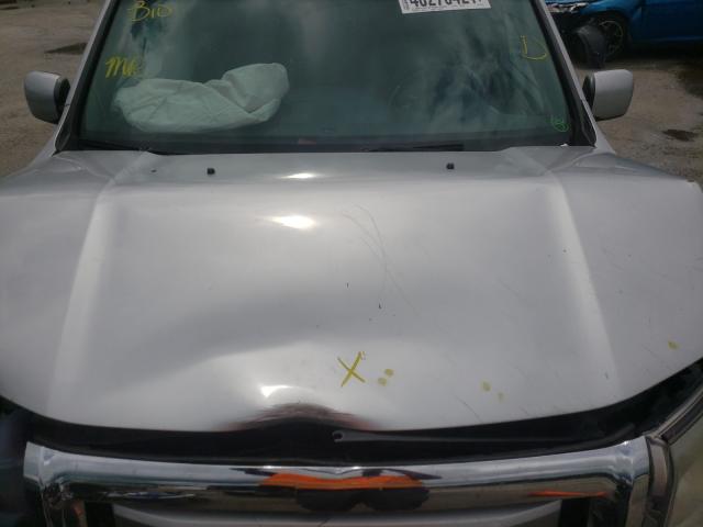 Photo 6 VIN: 5FNYF3H70BB032679 - HONDA PILOT EXLN 