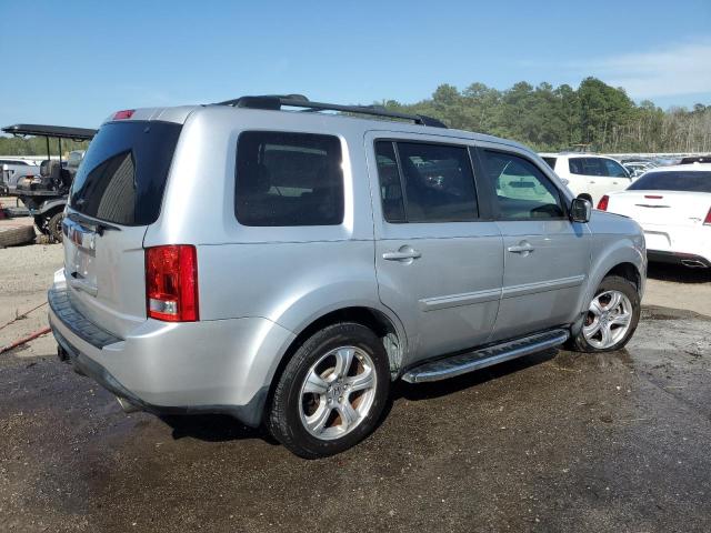 Photo 2 VIN: 5FNYF3H70DB015982 - HONDA PILOT EXLN 