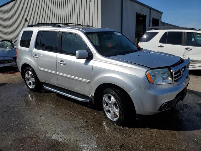 Photo 3 VIN: 5FNYF3H70DB015982 - HONDA PILOT EXLN 