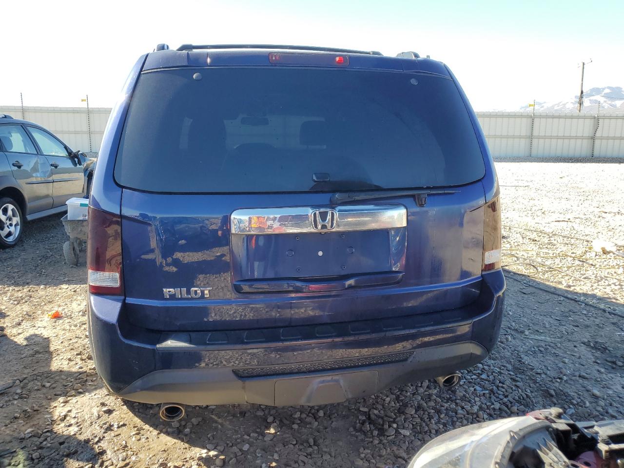 Photo 5 VIN: 5FNYF3H78DB015406 - HONDA PILOT 