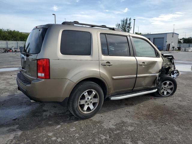 Photo 2 VIN: 5FNYF3H81AB016255 - HONDA PILOT TOUR 