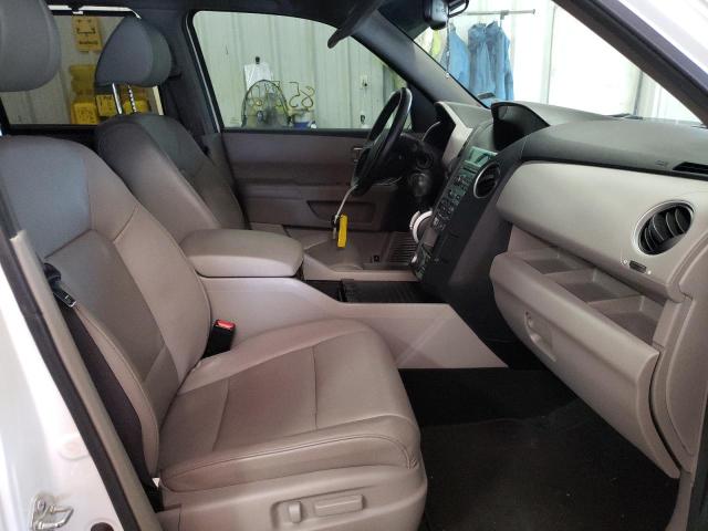 Photo 4 VIN: 5FNYF3H82AB022629 - HONDA PILOT TOUR 