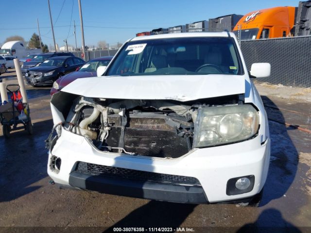 Photo 5 VIN: 5FNYF3H83AB003992 - HONDA PILOT 