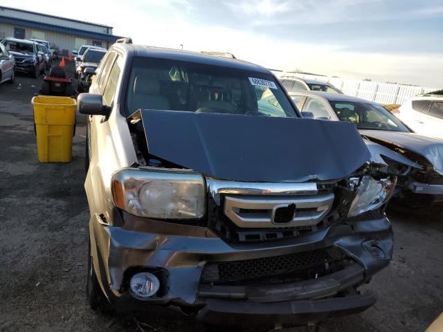 Photo 4 VIN: 5FNYF3H88AB011859 - HONDA PILOT TOUR 