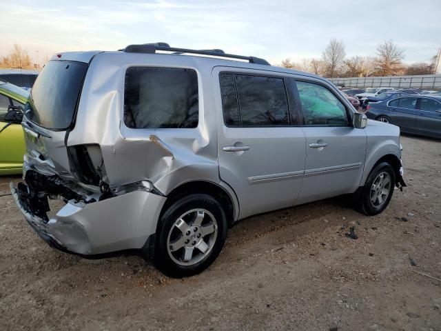 Photo 2 VIN: 5FNYF3H89AB004175 - HONDA PILOT TOUR 