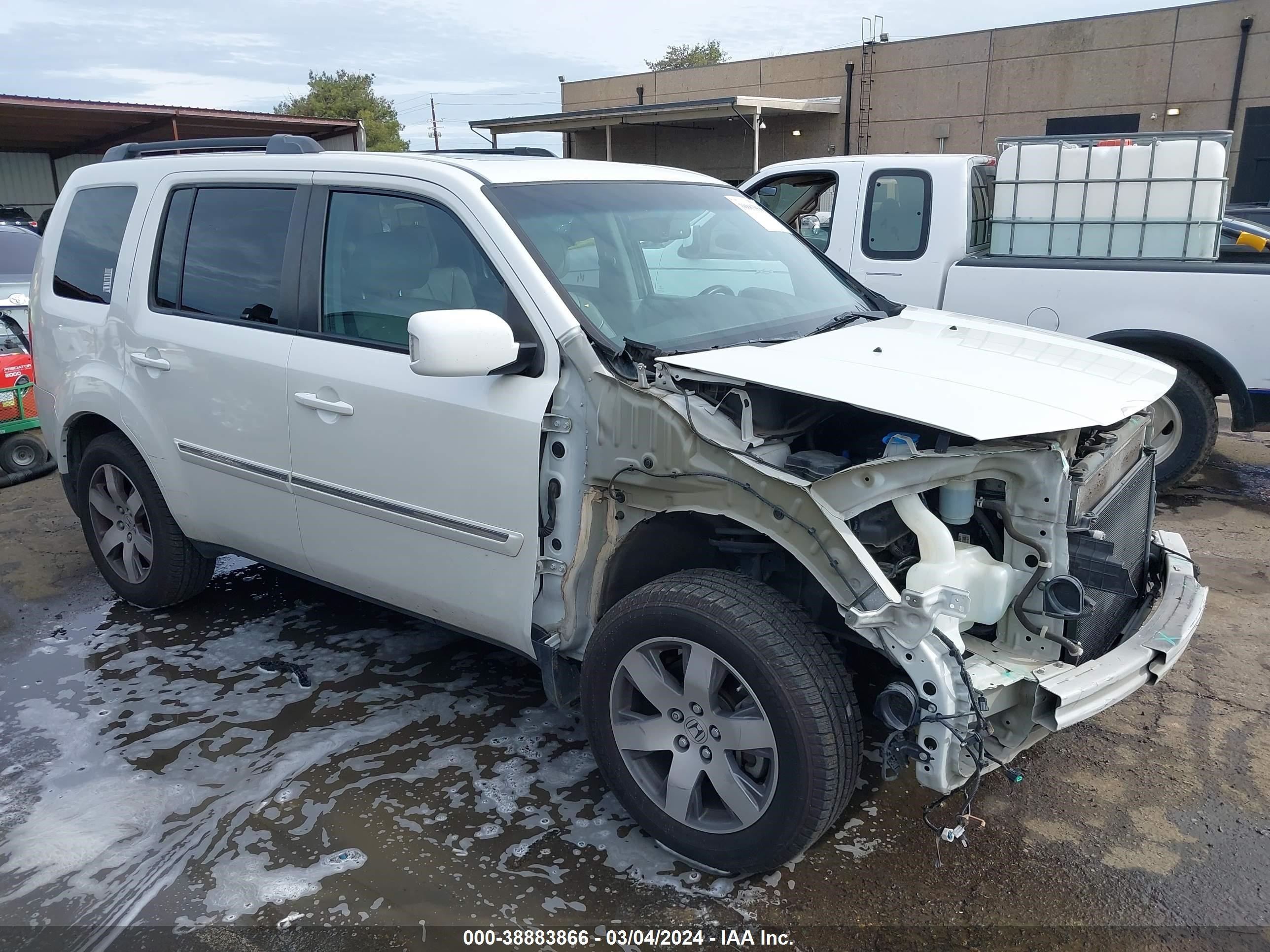 Photo 0 VIN: 5FNYF3H90FB002105 - HONDA PILOT 