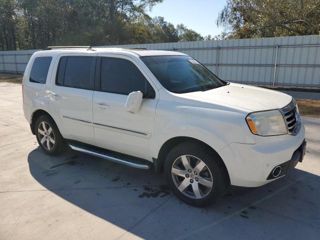 Photo 3 VIN: 5FNYF3H91EB001558 - HONDA PILOT TOUR 