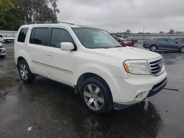 Photo 3 VIN: 5FNYF3H93DB006341 - HONDA PILOT TOUR 