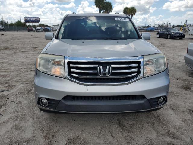 Photo 4 VIN: 5FNYF3H93FB001398 - HONDA PILOT TOUR 