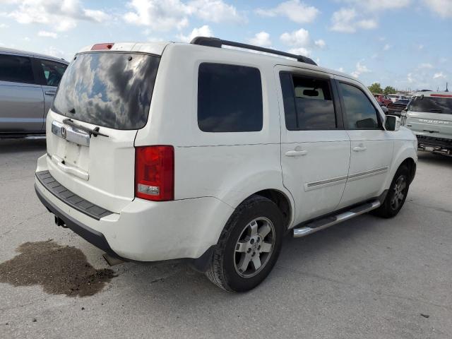 Photo 2 VIN: 5FNYF3H96BB007254 - HONDA PILOT TOUR 