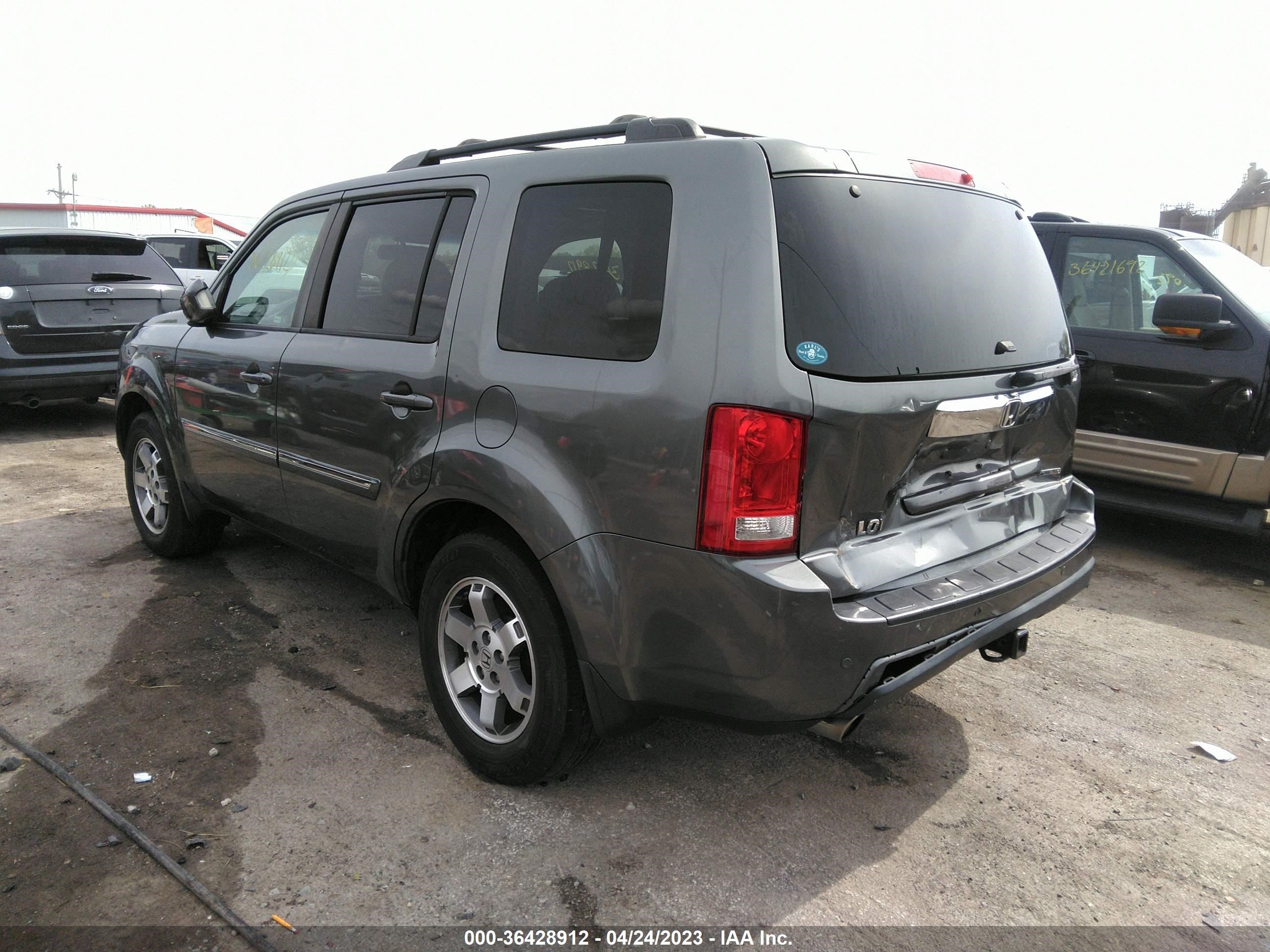 Photo 2 VIN: 5FNYF3H96BB031313 - HONDA PILOT 